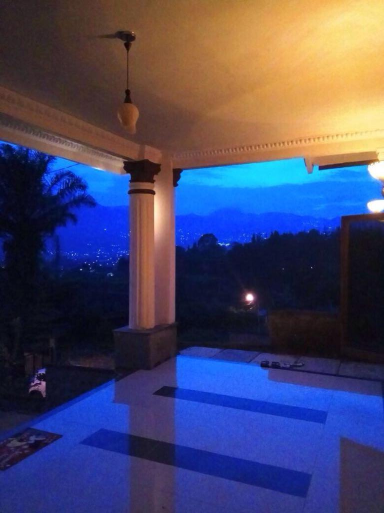Villa Bravira Cisarua Extérieur photo